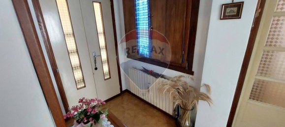 3 bedrooms House in Endine Gaiano, Italy No. 323025 40