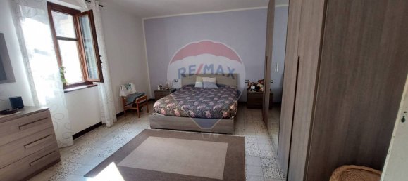 3 bedrooms House in Endine Gaiano, Italy No. 323025 36