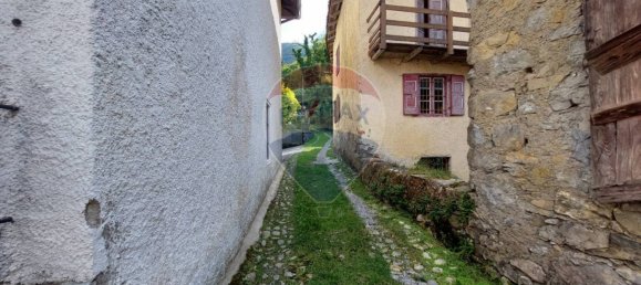 3 bedrooms House in Endine Gaiano, Italy No. 323025 15