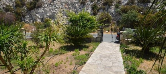 Propriedade comercial T5 em Tala, Cyprus N.º 9877 18