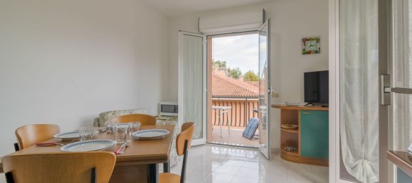 2 Schlafzimmer Wohnung in Ceriale, Italy, Nr. 376002 8