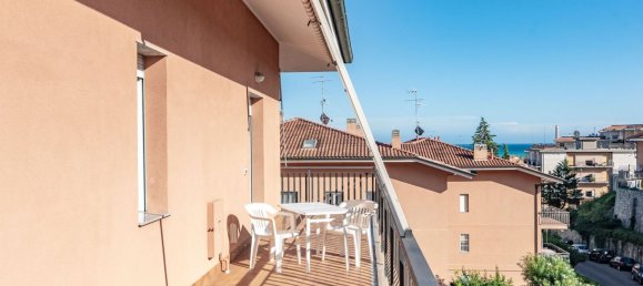 2 Schlafzimmer Wohnung in Ceriale, Italy, Nr. 376002 5