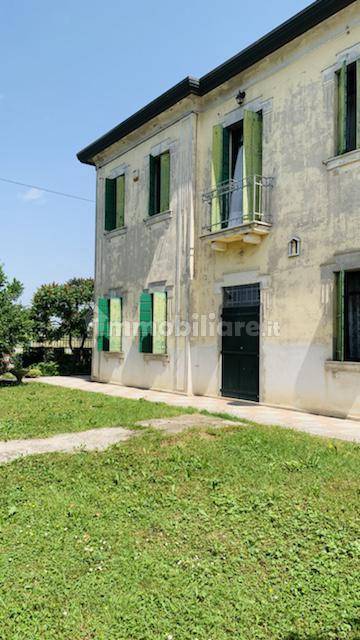 6 bedrooms Villa in Villa Estense, Italy No. 111990