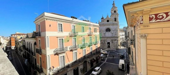 10 rooms Apartment in Foggia, Italy No. 199003 27