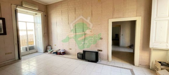 10 rooms Apartment in Foggia, Italy No. 199003 31