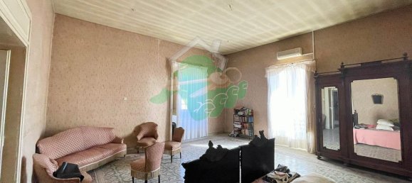 10 rooms Apartment in Foggia, Italy No. 199003 23