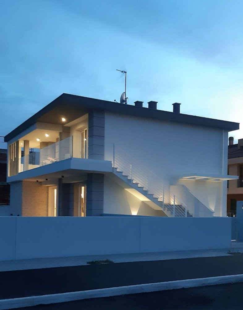 3 bedrooms House in Mondolfo, Italy No. 372809