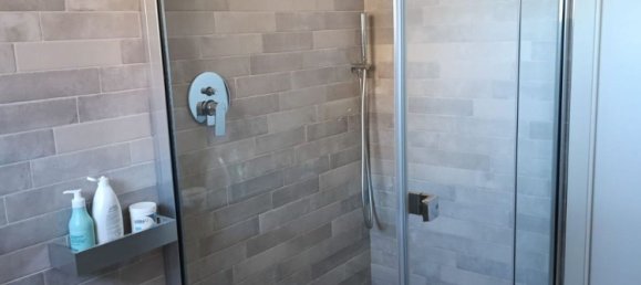 3 bedrooms House in Mondolfo, Italy No. 372809 8