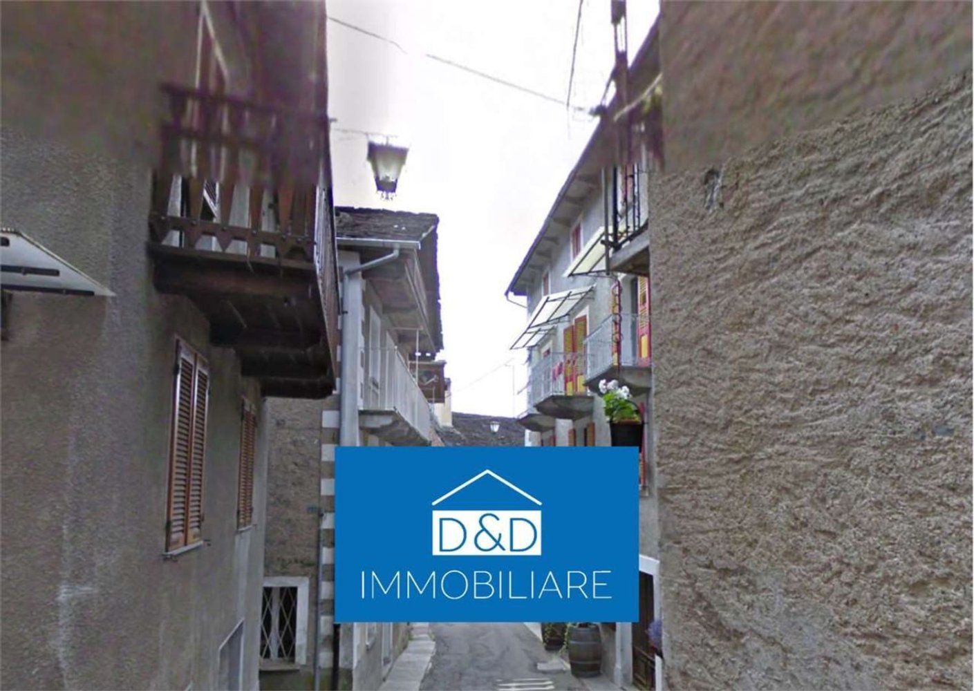 631m² Building in Fobello, Italy No. 213318