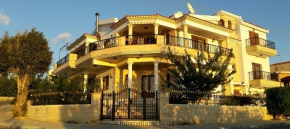 7 bedrooms Villa in Empa, Cyprus No. 21727 5