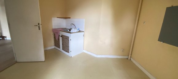 1 bedroom Duplex in Bourges, France No. 86430 8