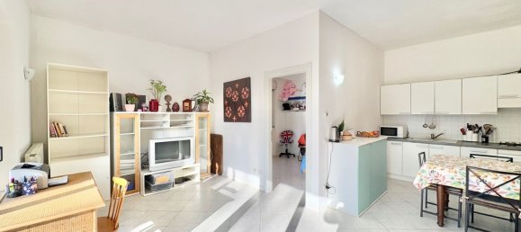 3 rooms Apartment in Verbania, Italy No. 220730 5