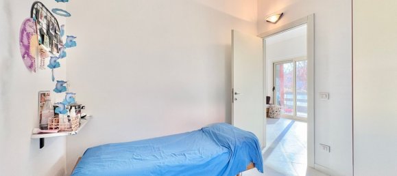 3 rooms Apartment in Verbania, Italy No. 220730 20