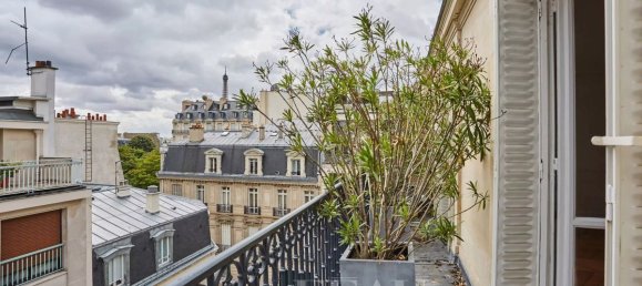 4 bedrooms Duplex in Paris, France No. 182706 3