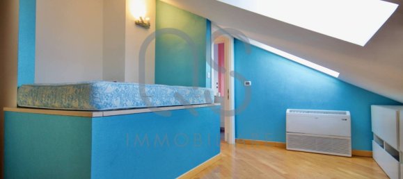 3 bedrooms Penthouse in Turin, Italy No. 293639 15