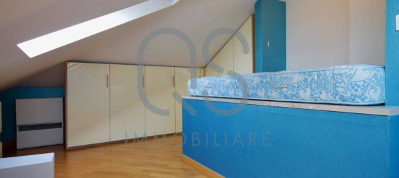 3 bedrooms Penthouse in Turin, Italy No. 293639 16