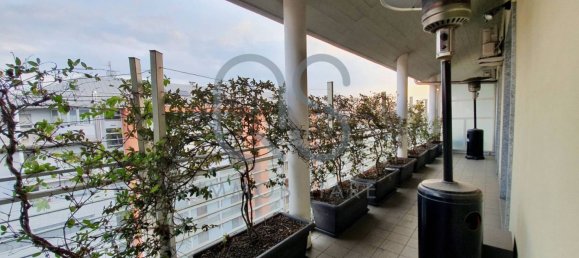 3 bedrooms Penthouse in Turin, Italy No. 293639 19
