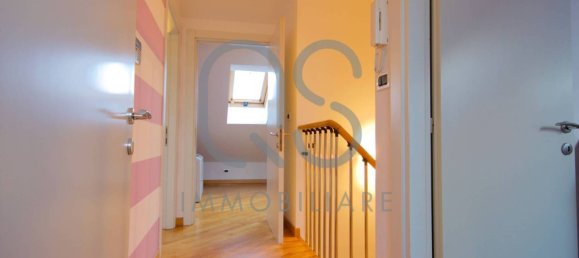 3 bedrooms Penthouse in Turin, Italy No. 293639 10