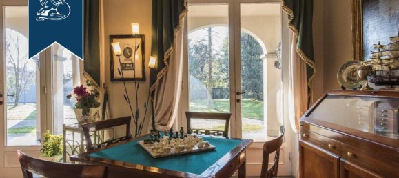 5 bedrooms Villa in Capannori, Italy No. 329297 20