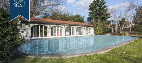 5 bedrooms Villa in Capannori, Italy No. 329297 12