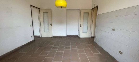 Villa de 7 dormitorios en Molteno, Italy No. 355073 2