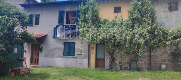 5 rooms Apartment in Sansepolcro, Italy No. 25505 14