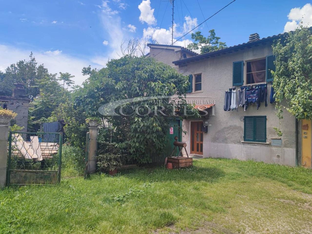5 rooms Apartment in Sansepolcro, Italy No. 25505
