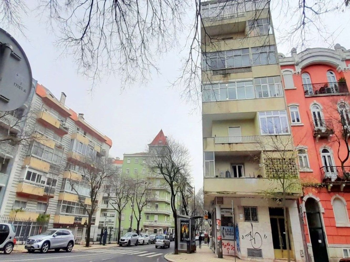 1 bedroom Apartment in Lisbon, Portugal No. 153038