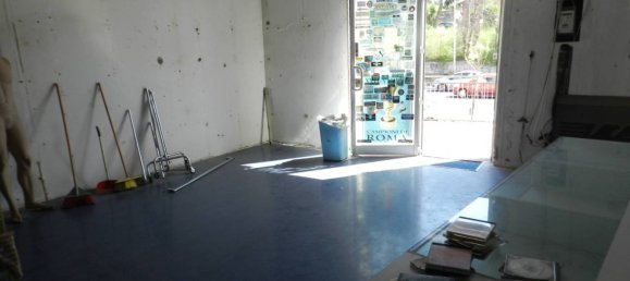 1 room Commercial property in Rome, Italy No. 192858 6