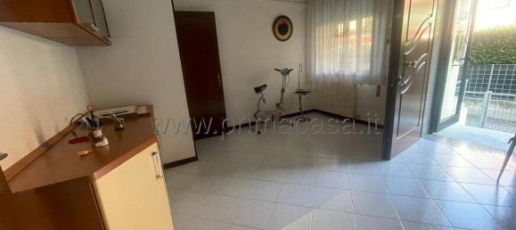 Квартира с 2 спальнями в Кьоджа, Италия № 280968 10