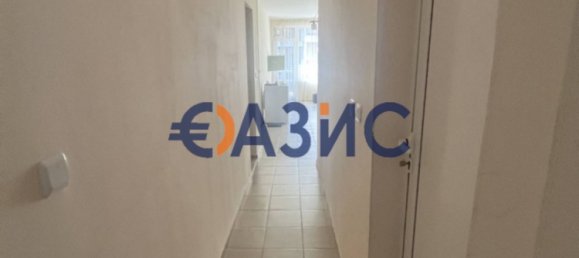 2 Schlafzimmer Wohnung in Pomorie, Bulgaria, Nr. 749 8