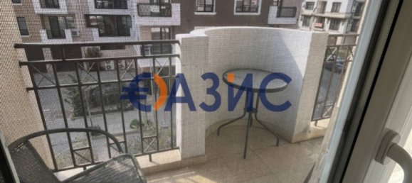 2 Schlafzimmer Wohnung in Pomorie, Bulgaria, Nr. 749 4