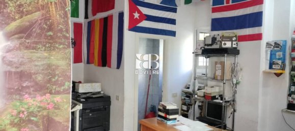 1 room Commercial property in Rome, Italy No. 264645 2