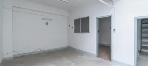 98m² Commercial property in Granada, Spain No. 181192 9