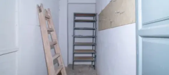 98m² Commercial property in Granada, Spain No. 181192 10