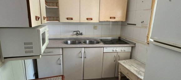 Casa de 4 dormitorios en Don Benito, Spain No. 177495 4