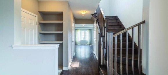 Casa T5 em Milton, Canada N.º 646 8