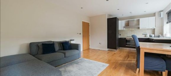 2 bedrooms Apartment in London, United Kingdom No. 7219 3