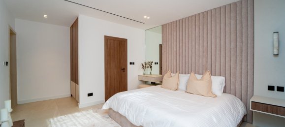 Villa de 4 dormitorios en Meadows, UAE No. 120702 12