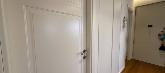 Квартира с 5 комнатами в Альба, Италия № 290846 38