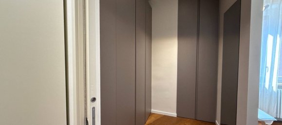 Квартира с 5 комнатами в Альба, Италия № 290846 37