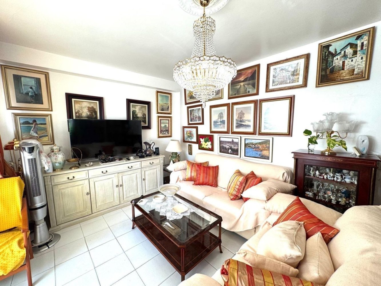 4 غرف نوم شقة في Benidorm, Spain رقم 259114