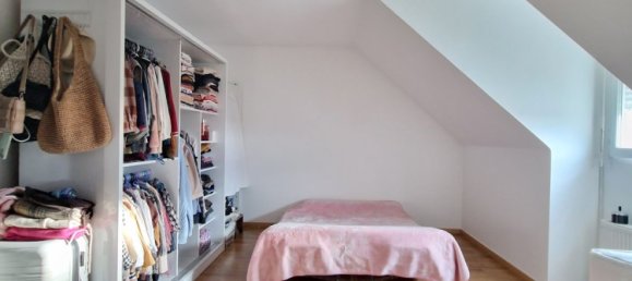 5 bedrooms House in Gien, France No. 210585 13