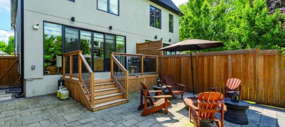 4 bedrooms House in Mississauga, Canada No. 352 5