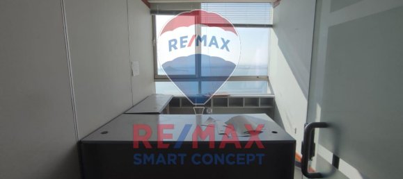 Офис 220м² в Al Khalidiya, ОАЭ № 23234 3