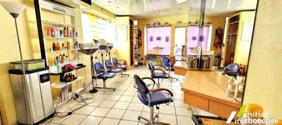 3 bedrooms House in Villedomer, France No. 53191 2