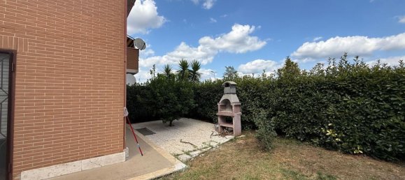 3 rooms Apartment in Mentana, Italy No. 279998 11