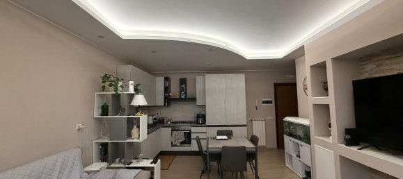 3 rooms Apartment in Mentana, Italy No. 279998 7