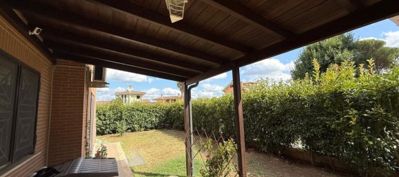 3 rooms Apartment in Mentana, Italy No. 279998 20