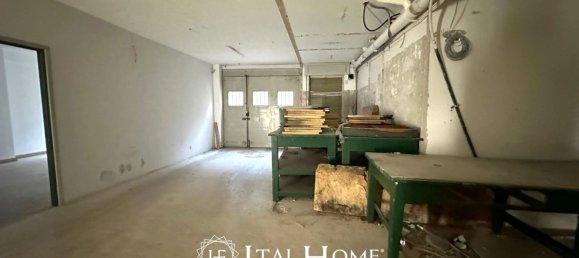 Parkplatz in Verona, Italy 21m², Nr. 263922 2